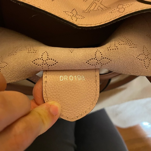 Louis Vuitton Mahina hina pm - Picture 3 of 11